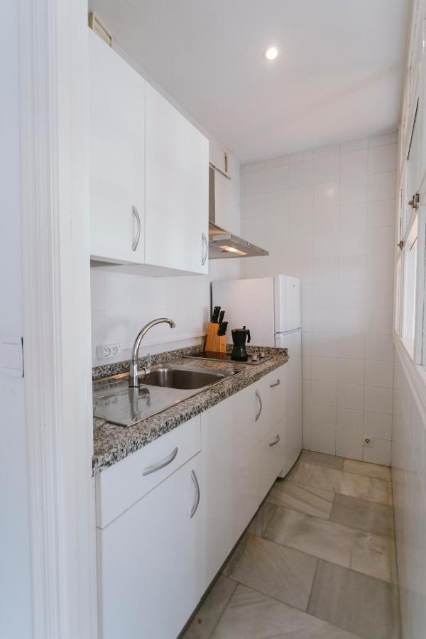 Apartament Complete Studio With Terrace - 1Bth- La Giralda Sewilla Zewnętrze zdjęcie