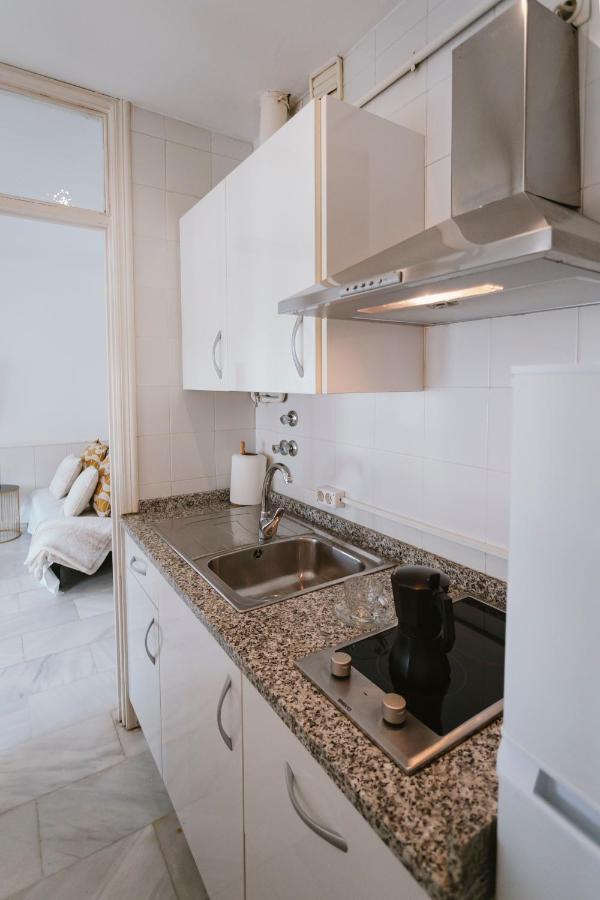 Apartament Complete Studio With Terrace - 1Bth- La Giralda Sewilla Zewnętrze zdjęcie
